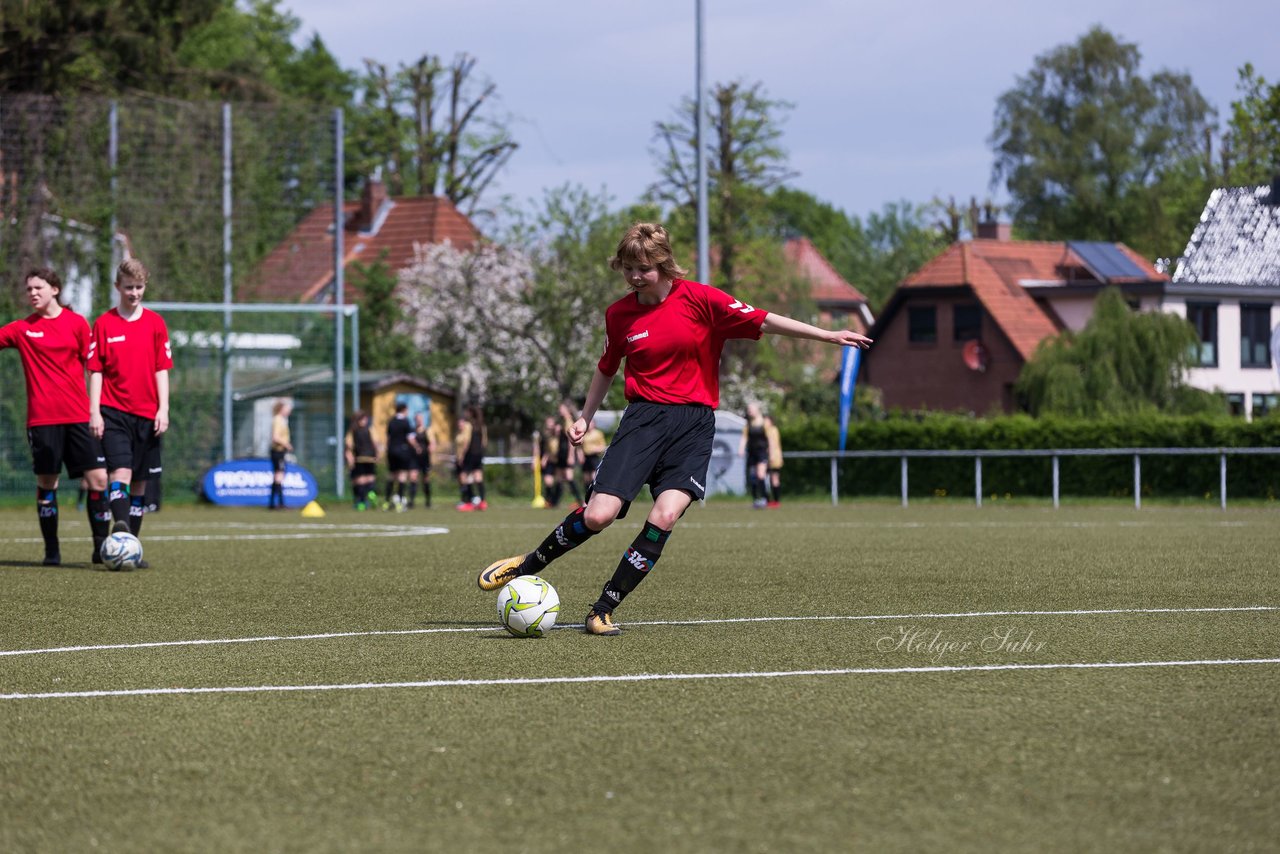 Bild 85 - B-Juniorinnen Pokalfinale SV Henstedt Ulzburg - SG Holstein Sued : 2:0